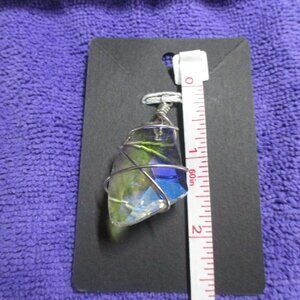 Pendant - Crystal shaped 2"